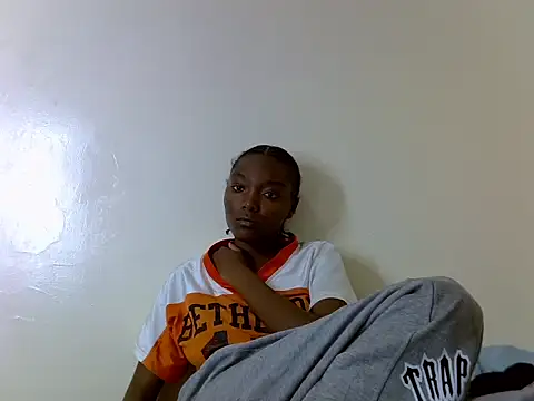 Snapshot of Tasha_Arianah chatting on 07.18.26 Tasha Arianah online show from 07.18.26