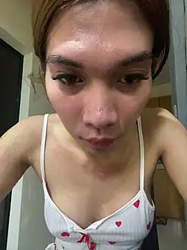 Snapshot of hotnathaliexx chatting on 06.19.26 hotnathaliexx online show from 06.19.26