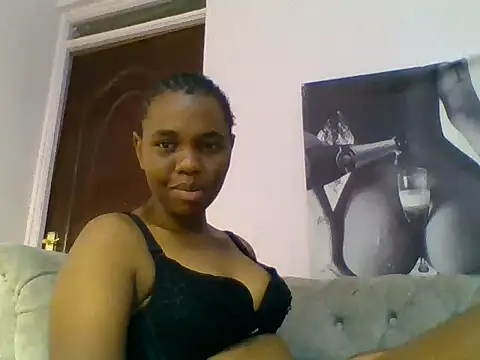Snapshot of kittydew chatting on 06.14.26 kittydew online show from 06.14.26