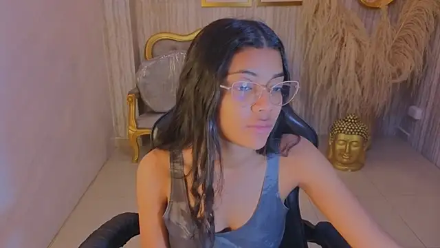Snapshot of valentina_gomez_s chatting on 06.30.26 valentina gomez s online show from 06.30.26