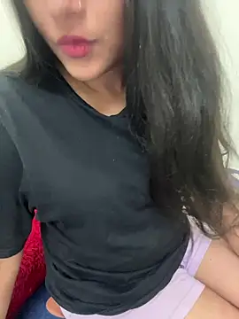 Snapshot of Aalya_B chatting on 07.28.26 Aalya B online show from 07.28.26