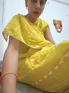 Snapshot of Neha-ji chatting on 06.10.26 Neha-ji online show from 06.10.26