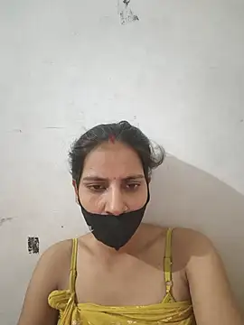 Snapshot of Neha-ji chatting on 06.21.26 Neha-ji online show from 06.21.26