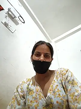 Snapshot of Neha-ji chatting on 06.22.26 Neha-ji online show from 06.22.26