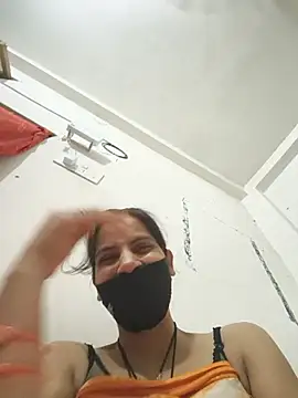 Snapshot of Neha-ji chatting on 07.08.26 Neha-ji online show from 07.08.26