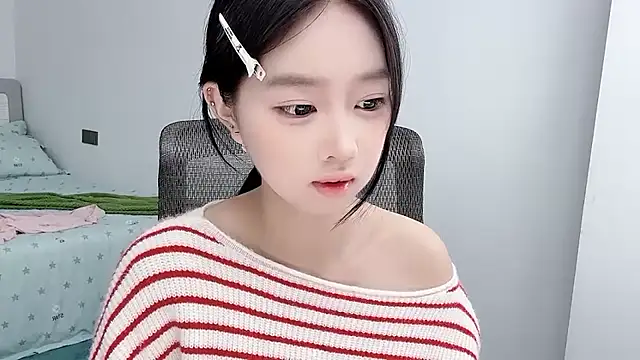 Snapshot of Yoyo33355 chatting on 06.30.26 Yoyo33355 online show from 06.30.26