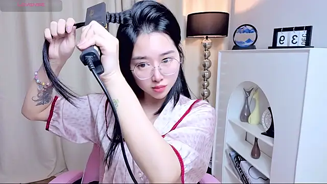 Snapshot of miuu6868 chatting on 06.05.26 miuu6868 online show from 06.05.26