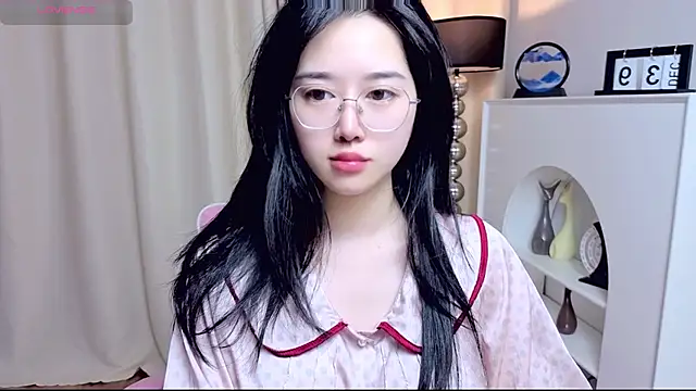 Snapshot of miuu6868 chatting on 06.06.26 miuu6868 online show from 06.06.26