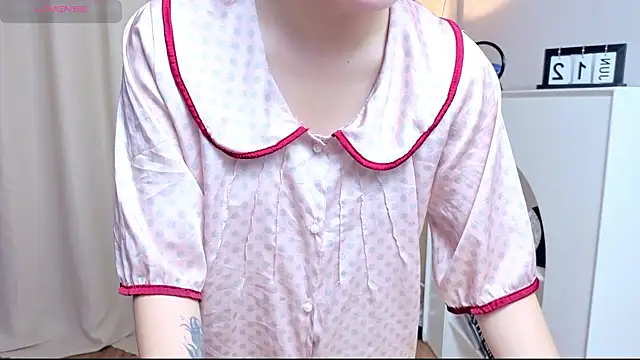 Snapshot of miuu6868 chatting on 06.13.26 miuu6868 online show from 06.13.26