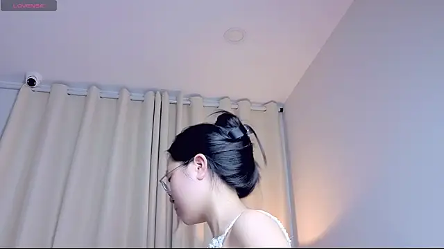 Snapshot of miuu6868 chatting on 06.30.26 miuu6868 online show from 06.30.26