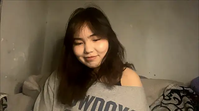 Snapshot of Molly_Teddy chatting on 05.30.26 Molly Teddy online show from 05.30.26