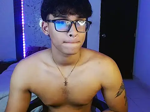 Snapshot of Mr_yisuzz chatting on 05.27.26 Mr yisuzz online show from 05.27.26