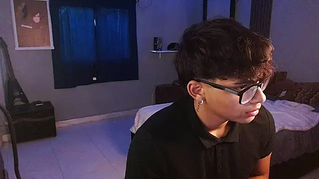 Snapshot of Mr_yisuzz chatting on 06.27.26 Mr yisuzz online show from 06.27.26