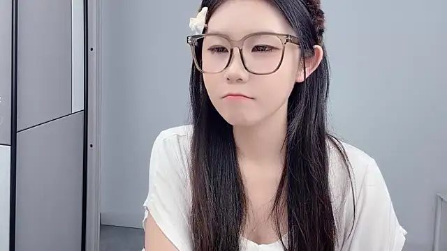 Snapshot of Rose_love69 chatting on 06.27.26 Rose love69 online show from 06.27.26