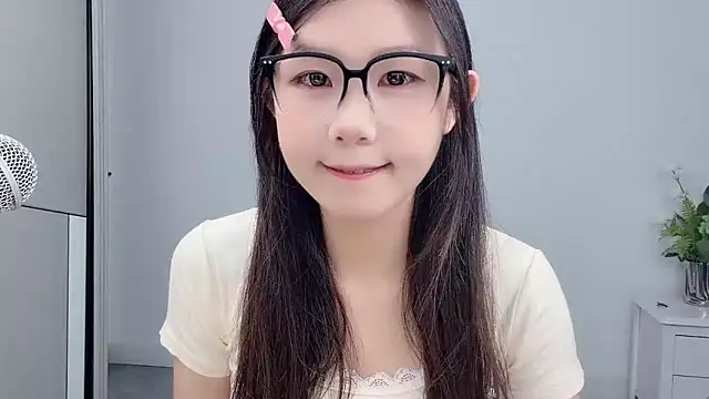 Snapshot of Rose_love69 chatting on 07.04.26 Rose love69 online show from 07.04.26