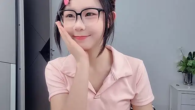 Snapshot of Rose_love69 chatting on 07.05.26 Rose love69 online show from 07.05.26