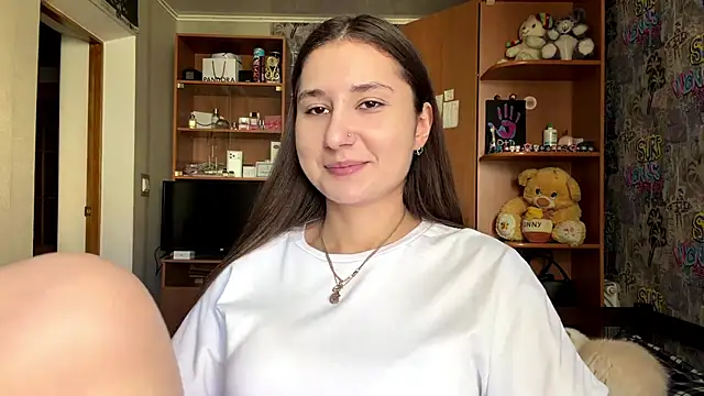 HoneyKittyk online show from 06.10.26