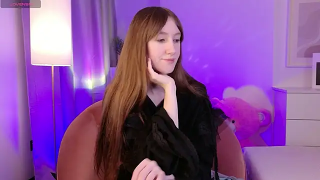 Snapshot of Nixxora chatting on 07.05.26 Nixxora online show from 07.05.26
