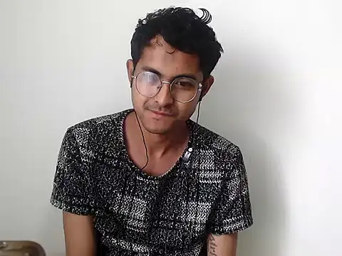 Snapshot of xanderlover chatting on 07.15.26 xanderlover online show from 07.15.26