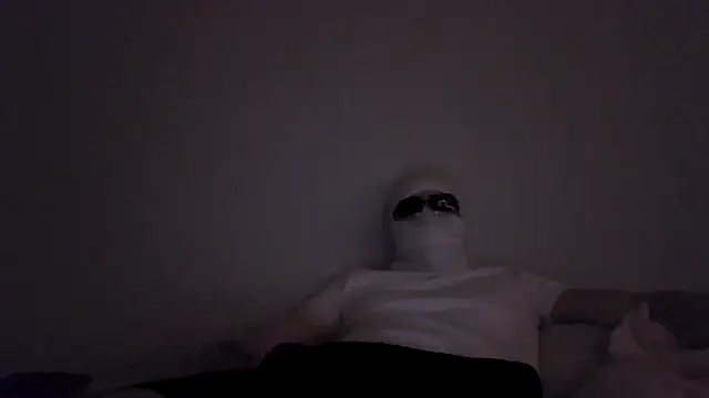 luvrboy777 online show from 05.25.26