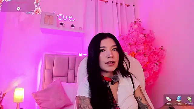 Snapshot of Isis_waifu_ chatting on 05.27.26 Isis waifu online show from 05.27.26