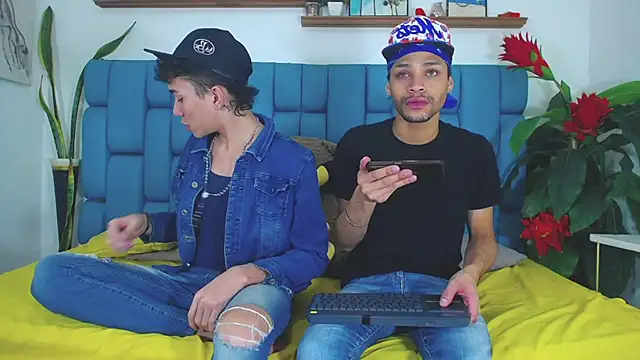 STRANGER BOYS online show from 07.07.26