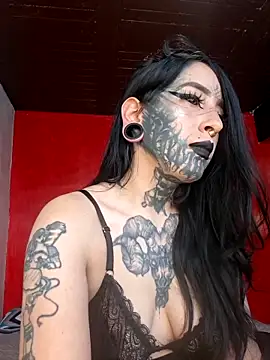 Snapshot of Venom-Luna chatting on 06.05.26 Venom-Luna online show from 06.05.26