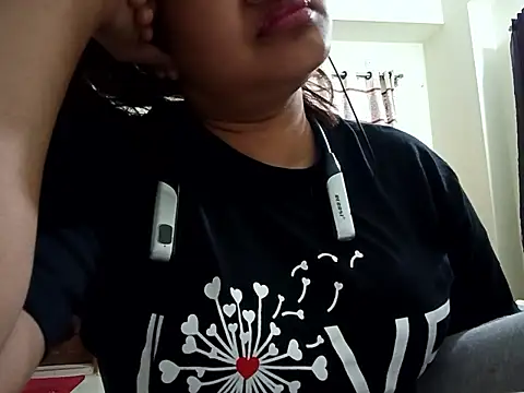 Snapshot of Neha-71 chatting on 06.06.26 Neha-71 online show from 06.06.26