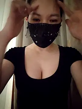 Snapshot of DD202820 chatting on 05.28.26 DD202820 online show from 05.28.26