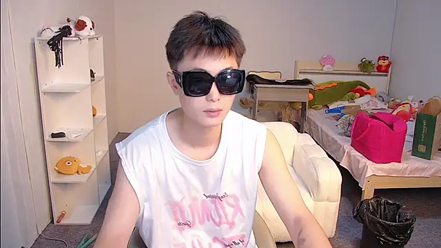 Snapshot of Gay-Sexshowboy69 chatting on 07.12.26 Gay-Sexshowboy69 online show from 07.12.26