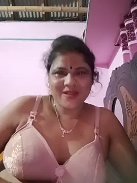 Snapshot of Maya_Vabi chatting on 06.16.26 Maya Vabi online show from 06.16.26