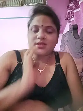 Snapshot of Maya_Vabi chatting on 06.19.26 Maya Vabi online show from 06.19.26