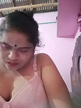Snapshot of Maya_Vabi chatting on 07.19.26 Maya Vabi online show from 07.19.26