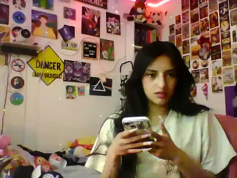 Snapshot of angelgirl2006 chatting on 05.26.26 angelgirl2006 online show from 05.26.26