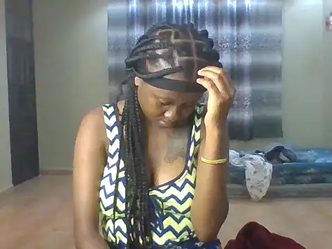 Snapshot of _Empress chatting on 06.17.26 Empress online show from 06.17.26