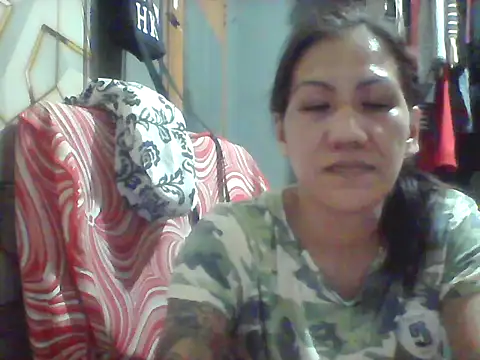 Snapshot of pinayheartaker chatting on 06.08.26 pinayheartaker online show from 06.08.26
