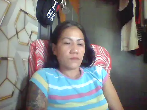 Snapshot of pinayheartaker chatting on 06.11.26 pinayheartaker online show from 06.11.26