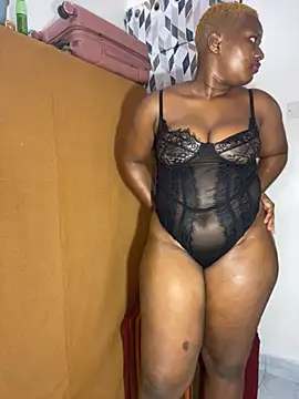 Snapshot of curvy_queen89 chatting on 07.11.26 curvy queen89 online show from 07.11.26