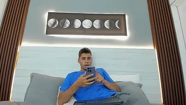 Snapshot of Mauro_boy chatting on 07.06.26 Mauro boy online show from 07.06.26
