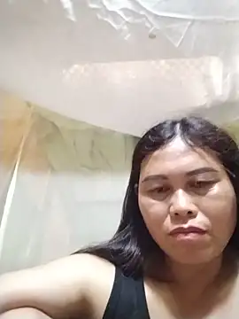 Snapshot of -Hatybi- chatting on 06.19.26 -Hatybi- online show from 06.19.26
