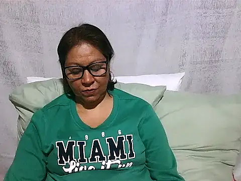 Snapshot of IndianSexyMilf69 chatting on 06.22.26 IndianSexyMilf69 online show from 06.22.26