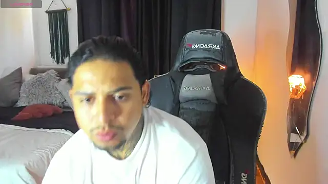 Snapshot of alejo_mujica chatting on 07.17.26 alejo mujica online show from 07.17.26