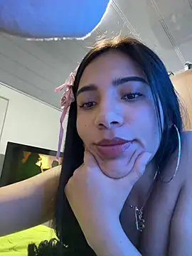 Snapshot of Caro_Mildrey chatting on 07.06.26 Caro Mildrey online show from 07.06.26