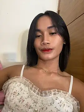 Snapshot of bigcock_janine chatting on 06.16.26 bigcock janine online show from 06.16.26