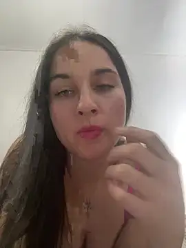Snapshot of Javimaureen chatting on 06.30.26 Javimaureen online show from 06.30.26