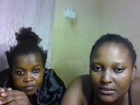 Snapshot of Hotsexy_caramel chatting on 05.31.26 Hotsexy caramel online show from 05.31.26