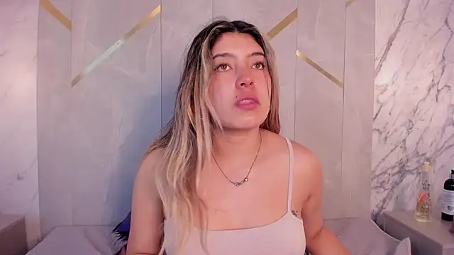 ChloeBelle  online show from 06.17.26