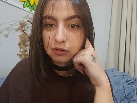 Snapshot of Juh_castro chatting on 07.13.26 Juh castro online show from 07.13.26