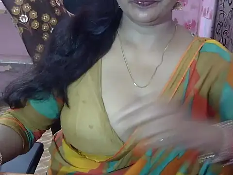 Snapshot of PRIYANKA_023 chatting on 06.18.26 PRIYANKA 023 online show from 06.18.26