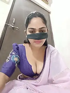 Snapshot of savita97567 chatting on 06.18.26 savita97567 online show from 06.18.26